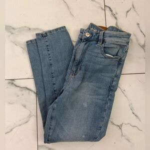 American Eagle Outfitters Light Blue skinny jeans